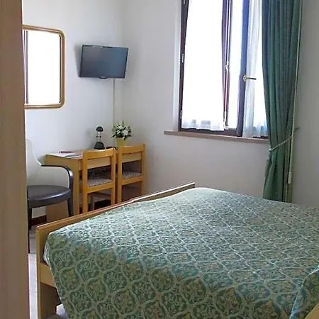 Hotel San Remo 2*