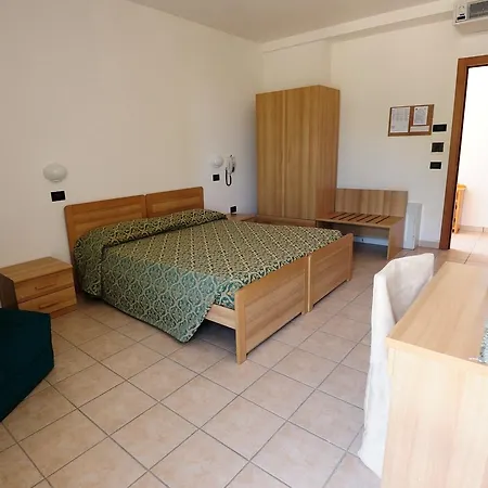 San Remo Hotel 2*